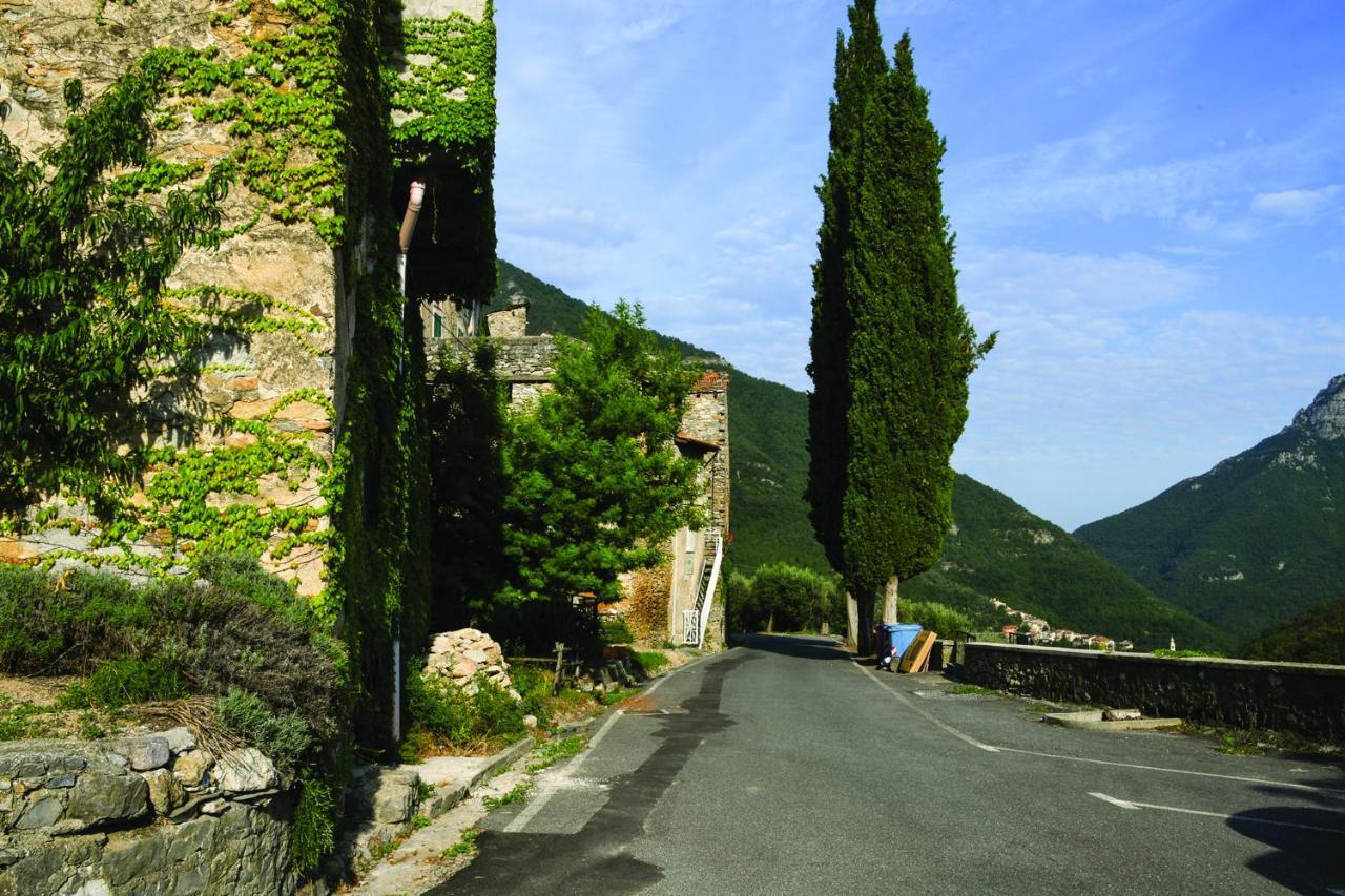 Agriturismo Nonnamelia Nasino Екстер'єр фото