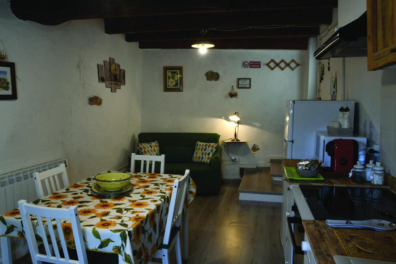 Agriturismo Nonnamelia Nasino Екстер'єр фото