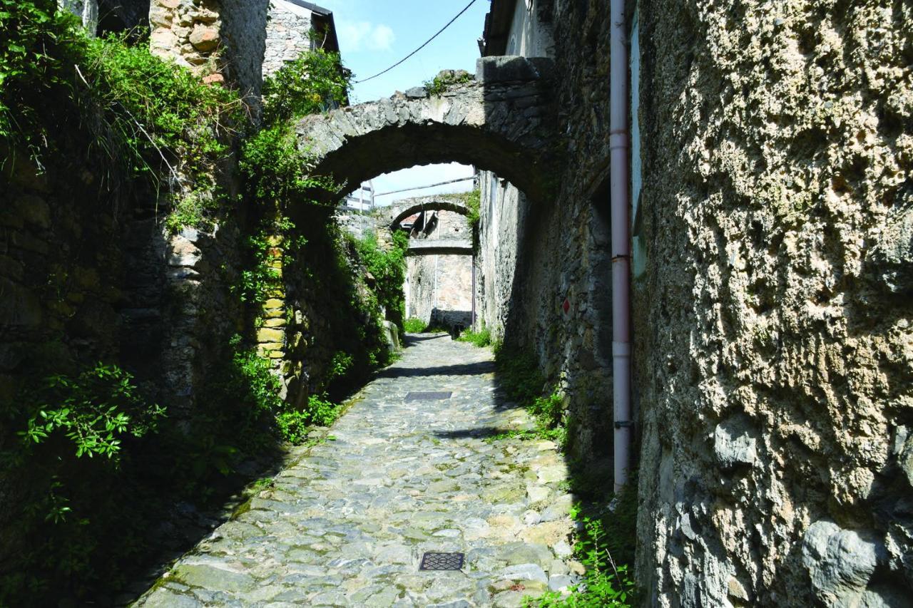 Agriturismo Nonnamelia Nasino Екстер'єр фото